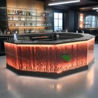 Meubles personnalisés de bar de restaurant de boîte de nuit avec LED multicolore changeante bulle d'eau comptoir de table de bar mural conception d'armoire