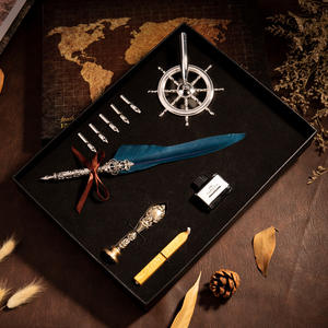 Ensemble cadeau de stylo à bille exquis avec plume, pointe de 0,5 mm, en plastique, encre noire indélébile, support en forme de roue de bateau - Product Image 1