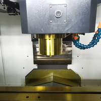   Centre d'usinage vertical automatique CNC de bureau VMC850 avec prix compétitif et cône de broche BT40