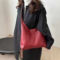 Sac fourre-tout décontracté en PU grande capacité, style navette, couleur unie, texture simple, avec fermoir magnétique, pour femme