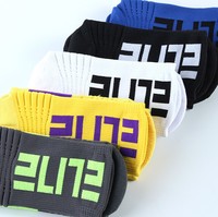 Chaussettes de sport en tissu éponge SOXTOWN Elite, faible MOQ, logo personnalisé, super chaussettes de course, de cyclisme, athlétiques, de basket-ball pour hommes, imperméables, automne