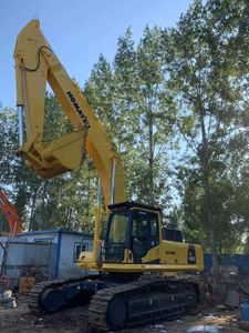 Oferta Especial: Excavadora Pesada Komatsu PC450 de 45 Toneladas, Usada, Original de Japón, con Pocas Horas de Uso, para Minería y Trabajos en Canteras - Product Image 2