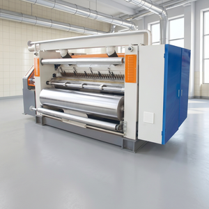 Machine à fabriquer du carton ondulé à simple face avec unité de cassette électrique, système d'absorption par le vide PLC et dispositif de chauffage à la vapeur - Product Image 1