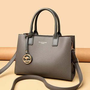 凯迪芬尼罗中国工厂女式手提包定制新款袋鼠品牌钱包派对奢华女式单肩包 - Product Image 4