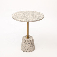 En stock socle en métal de conception européenne antique classique italienne table basse de luxe ensemble de marbre rond