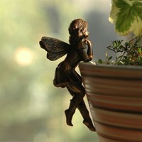 Mini Fée Jardin 4PCS Miniature Fées Planteur Pot Huggers Résine Vintage Bronze Ange Statue Angle Volant Fée Figurines