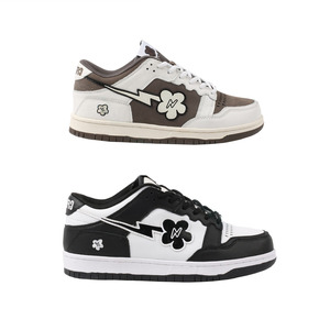 2024 les dernières chaussures de basket-ball basses de Style <span class=keywords><strong>SB</strong></span> modifiées personnalisées pour hommes chaussures de skateboard basses personnalisées pour hommes chaussures décontractées - Product Image 1