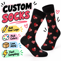 Chaussettes mi-mollet noires personnalisées avec motif cœur rose et rouge, chaussettes en coton doux et respirant, ajoutez votre propre logo, faible quantité minimale de commande