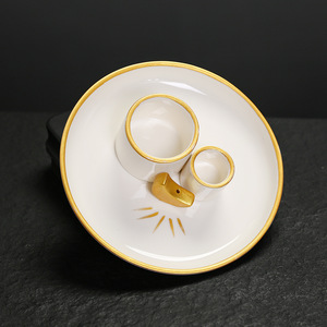 Plateau <span class=keywords><strong>de</strong></span> combustion transfrontalier en céramique pour sauge blanche <span class=keywords><strong>de</strong></span> Californie, design créatif, avec motif Lune Dorée, servant également <span class=keywords><strong>de</strong></span> bougeoir, et accompagné d'une assiette en bois du Pérou - Product Image 3