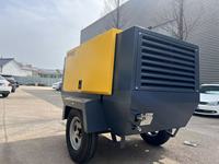Compresseur d'air à vis lubrifié portable de 350 CFM et 10 bars, entraîné par un moteur diesel, avec pompe PLC pour perforatrice de roche, marteau-piqueur et sablage