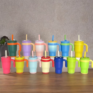 Vaso de Acero Inoxidable Personalizado de 14/40 oz, Aislado, para Niños, con Pajita de Silicona y Base con Tapa Antiderrames - Product Image 6