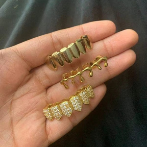 Grillz en argent massif 925 avec moissanite et diamants VVS, moulé sur mesure, style Hip Hop, bijoux dentaires, style urbain, fait main en Inde - Product Image 1