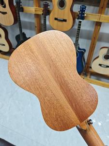 Ukelele de Concierto de Caoba de 23 Pulgadas, Precio Económico con Buena Calidad - Product Image 4