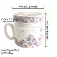 Mug en céramique florale violette de 400 ml avec couvercle et couvercle Mara, design européen, mug à café et à thé en porcelaine réutilisable