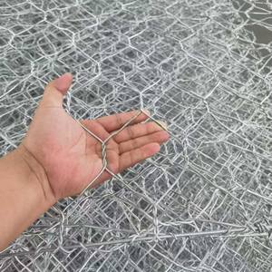 Clôture en treillis métallique hexagonal en acier revêtu de PVC, rouleau de 1x50m pour poulailler, filet pour volailles, <span class=keywords><strong>cage</strong></span> pour petits animaux, barrière de sécurité pour cour - Product Image 4