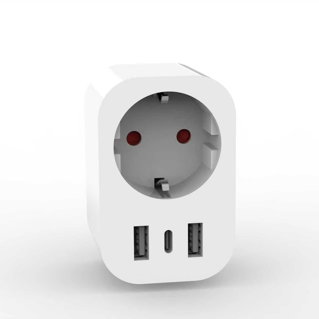 German Smart Socket with Wi-Fi Remote Control 2 USB-A & 1 USB-C Ports 16A IP20 Schuko Smart Socket with Metering