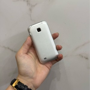 Teléfono Móvil Compacto Tipo Concha C3520 <span class=keywords><strong>La</strong></span> Fleur, Desbloqueado, 2G GSM Quad Band, Pantalla de 2.4 Pulgadas, Batería de 800mAh, Venta al Por Mayor - Product Image 3
