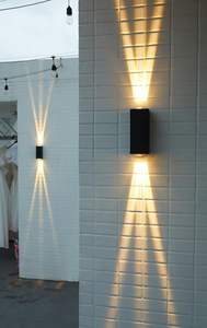 Lámpara Solar LED de Pared para Jardín, Venta al por Mayor, Luz Exterior con Iluminación Superior e Inferior, IP54 Impermeable, Forma Cuadrada - Product Image 4