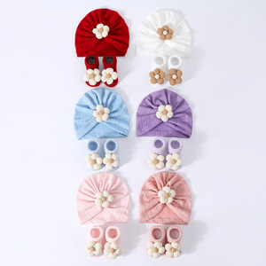 Ensemble bébé nouveau-né Kaiyue 100% coton, bonnets et chaussons élastiques pour tout-petits, service OEM disponible - Product Image 2