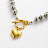 Bracelet à perles en acier inoxydable plaqué or 18 carats, étanche, avec pendentif en forme de cœur nacré et fermoir OT tendance YF5215