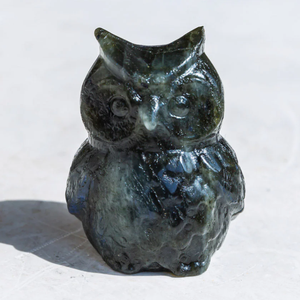 Sculpture artisanale en <span class=keywords><strong>labradorite</strong></span>, chat hibou, petite taille, à vendre - Product Image 1