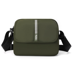 Customized Waterproof Oxford Waist Crossbody Belt Bags Zipper Closure Multiple Compartments <b>Pillow</b> Shape Tear Resistant - Product Image 2