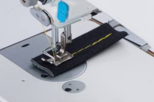 新型ジャックJK2002大型針間隔厚物用コンピュータミシン - Product Image 3