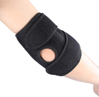 Attelle de soutien du coude réglable en néoprène Star avec stabilisateur à ressort pour le soulagement de la douleur du coude de tennis et la protection sportive