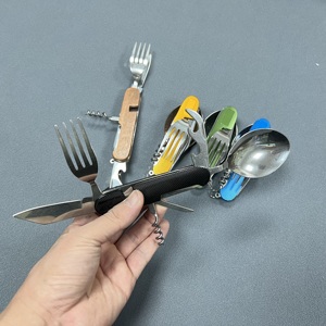 Conception intelligente <span class=keywords><strong>Fourchette</strong></span> Cuillère <span class=keywords><strong>Couteau</strong></span> Couverts Kit <span class=keywords><strong>Couteau</strong></span> <span class=keywords><strong>suisse</strong></span> avec manche en bois d'aluminium Vente en gros Vaisselle multi-usages Combo - Product Image 5