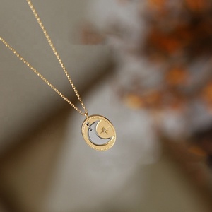 Collana MECYLIFE con Pendente a Stella e Luna Bicolore, Regalo Personalizzato per Donne, Collana Minimalista in Acciaio Inossidabile con Zirconi - Product Image 4