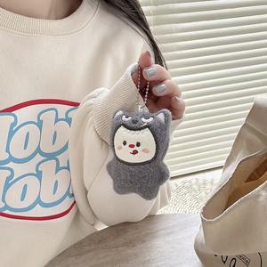 Ensemble de peluche <span class=keywords><strong>petit</strong></span> <span class=keywords><strong>chaperon</strong></span> <span class=keywords><strong>rouge</strong></span> <span class=keywords><strong>et</strong></span> <span class=keywords><strong>loup</strong></span>-Porte-clés <span class=keywords><strong>et</strong></span> breloque de sac de couple de livre de contes de fées, accessoire de poupée de personnage de conte de fées - Product Image 2