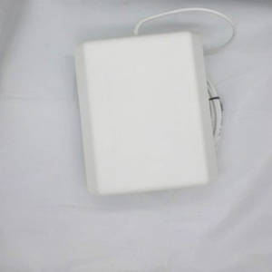 Antenne de répéteur de toit extérieur de panneau <span class=keywords><strong>Wifi</strong></span> directionnel 2.4g Antenne extérieure de point d'accès à longue portée <span class=keywords><strong>Wifi</strong></span> 2.4ghz pour routeur <span class=keywords><strong>Huawei</strong></span> - Product Image 2