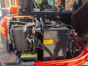 รถขุดตีนตะขาบขนาดเล็ก Kubota KX165 5.5 ตัน มือสอง ได้รับการรับรองมาตรฐาน CE/EPA ระบบไฮดรอลิก สำหรับงานก่อสร้าง KX163 - Product Image 4
