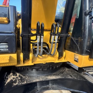 รถขุดแคตเตอร์พิลลาร์ 320D2L มือสอง สภาพเดิมๆ ประสิทธิภาพสูงสุด คุ้มค่าสุดๆ ชั่วโมงการทำงานต่ำ พร้อมใช้งาน - Product Image 5