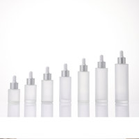 Bouteilles compte-gouttes en verre givré transparent réutilisables de 20 ml/30 ml/50 ml/80 ml pour les soins de la peau, les sérums, les emballages cosmétiques avec couvercle en bambou