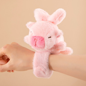 Juguetes de peluche de <span class=keywords><strong>capibara</strong></span>: pulseras de golpeo, llaveros, animales de peluche con movimiento de ala y vibración, peluches suaves, pequeños regalos de boutique al por mayor - Product Image 5