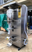 Ligne de production complète automatique de remplissage et d'emballage de sachets d'eau pure liquide 2000 bph
