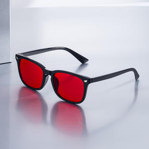 Gafas de sol cuadradas XH-8082 para hombre, lentes negras y rojas, anti luz azul, UV400, fotocromáticas, protección solar para exteriores. - Product Image 4