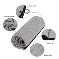 Serviette de nettoyage de balle de golf à conception imprimée à prix d'usine Serviette de golf en microfibre Logo personnalisé avec clips
