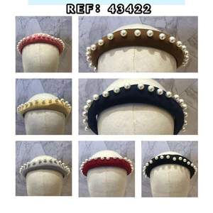 Diadema de terciopelo con decoración de perlas en varios colores para mujer, accesorio de moda - Product Image 3