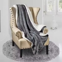 Vente en gros de draps chauds d'hiver double face 8 kg de couvertures pour lit double, cadeaux unis à motif uni