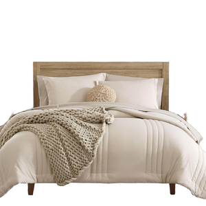 Set di Biancheria da Letto Moderno 7 Pezzi Misura Queen, Piumone per Tutte le Stagioni, Copripiumino Soffice, Motivo Tinta Unita, Qualità 200TC - Product Image 2