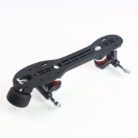 Châssis réglable à quatre roues avec double essieu et base à roulettes en nylon pour patins de sport ou d'entraînement