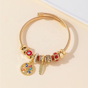 Pulsera de Moda para Mujer, Chapada en Oro de 18k, Cadena de Acero Inoxidable con Dijes de Aleación, Corazón, Flor, Trébol, Cristal, Estilo Punk, CZ, Regalo de San Valentín - Product Image 6