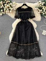 Robe midi décontractée d'été pour femme, élégante, vintage, blanche, en dentelle française, avec empiècements, boucle en métal ajourée et col rond style Empire