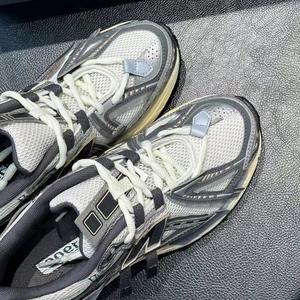 Zapatillas Deportivas Personalizadas Más Vendidas 1906, Zapatillas Deportivas Transpirables de Malla de Alta Calidad para Hombre y Mujer, Zapatillas Deportivas Casuales Plateadas - Product Image 2