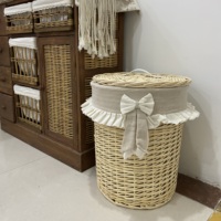 Panier de rangement en osier et rotin de fournisseurs bon marché avec couvercle pour solution d'organisation du linge