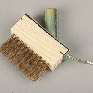 Brosse à fil de cuivre avec manche en bois et poils en acier pointus pour le désherbage, outil de jardinage manuel - Product Image 2