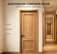 Portes intérieures en bois massif à double moulure de style vintage américain avec poignée noire pour la décoration de maisons et villas du milieu du siècle