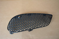 Grille de pare-chocs avant pour Mercedes W205 2058852523 2058852623
